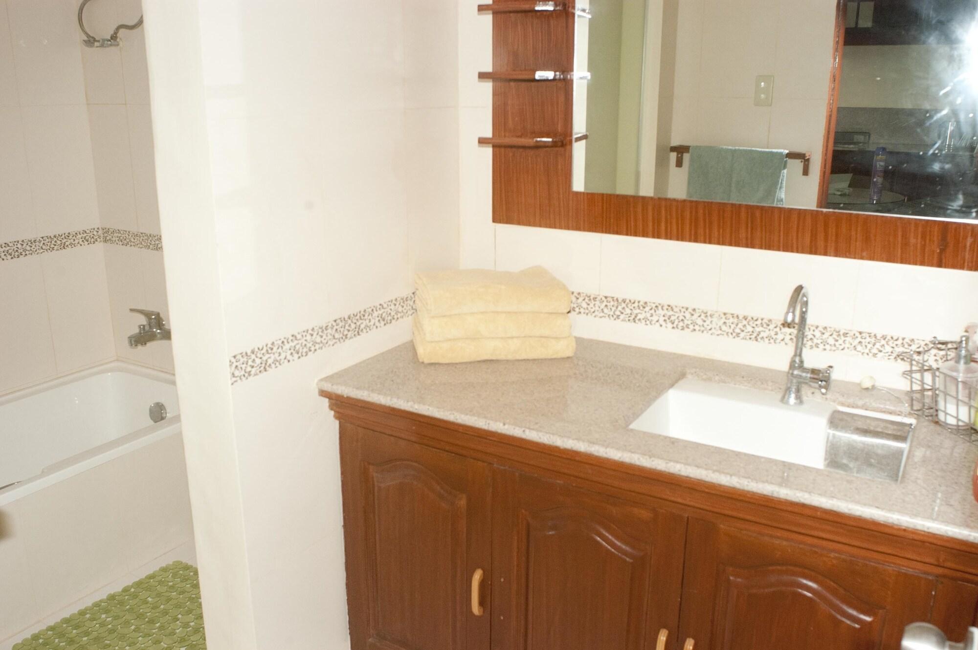 Punta House Hotel Lapu-Lapu City Kültér fotó